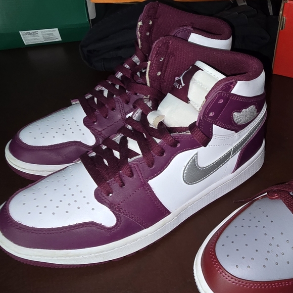 Nike Men's Blue and White High-Top Sneakers - Picture 3 of 14